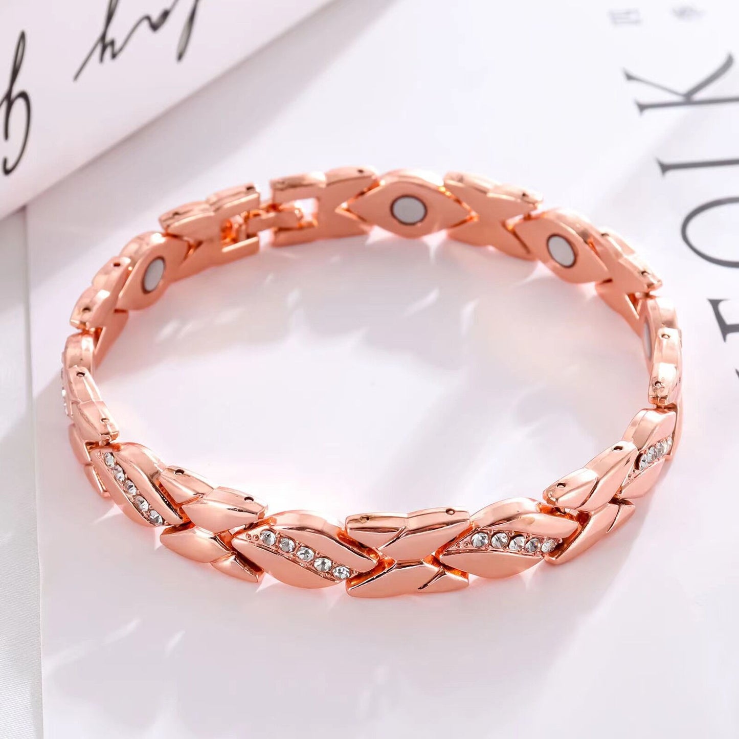 Christmas gift Stylish Ancient Copper Magnetic Therapy Bracelet with Diamond Accents - Enhance Health & Elegance(bronze)